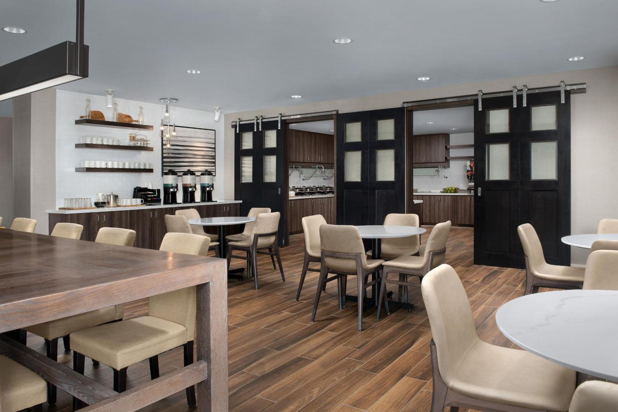 Residence Inn By Marriott Fresno クローヴィス エクステリア 写真